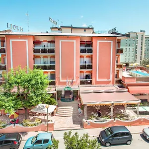 Joli Hotel