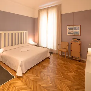 Borgonuovo Uno Apartment Milan